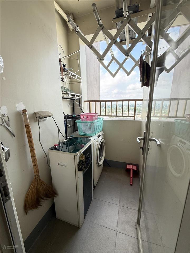 Bán gấp căn hộ có sổ hồng vision bình tân 2pn 2wc giá siêu hời alo tôi nga xem nhà