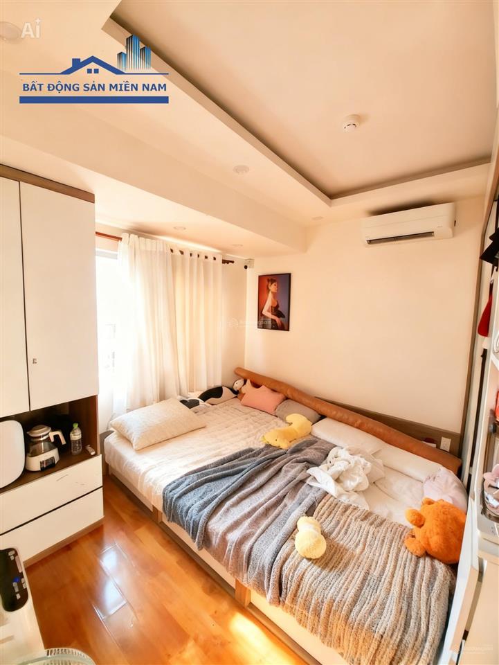Căn 2pn block mới, bancong hướng đông, nhà đầy đủ nội thất. vị trí đẹp và hiếm căn bán.