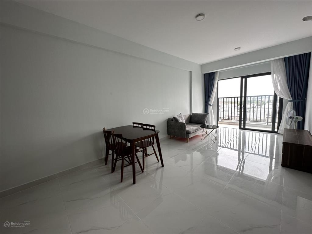 Bán căn 3pn đầy đủ nội thất  bancong hướng đông nam siêu mát