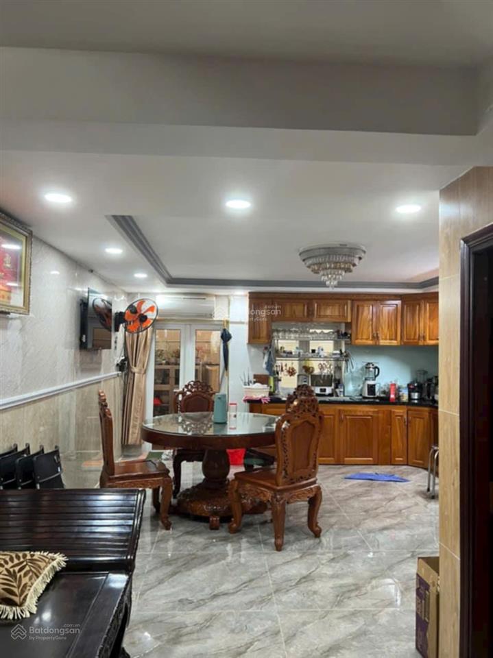 Bán nhà đẹp mặt tiền kinh doanh đường số 30 khu dân cư tên lửa dt 5x20m, hướng tây