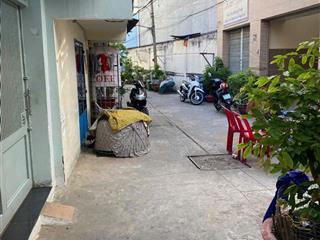 Nhà cấp 4 hẻm 4m 870/ đường tỉnh lộ 10 thông hẻm 842, dt 4,55*14m vị trí đẹp