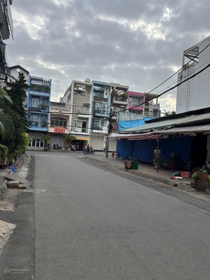 Bán đất số 3 đường số 4c khu dân cư tên lửa vị trí đẹp, dt 4*21m gần công viên