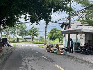 Biệt thự 3 lầu đường số 34a sát đường số 7 khu tên lửa dt 11x17m hướng đông