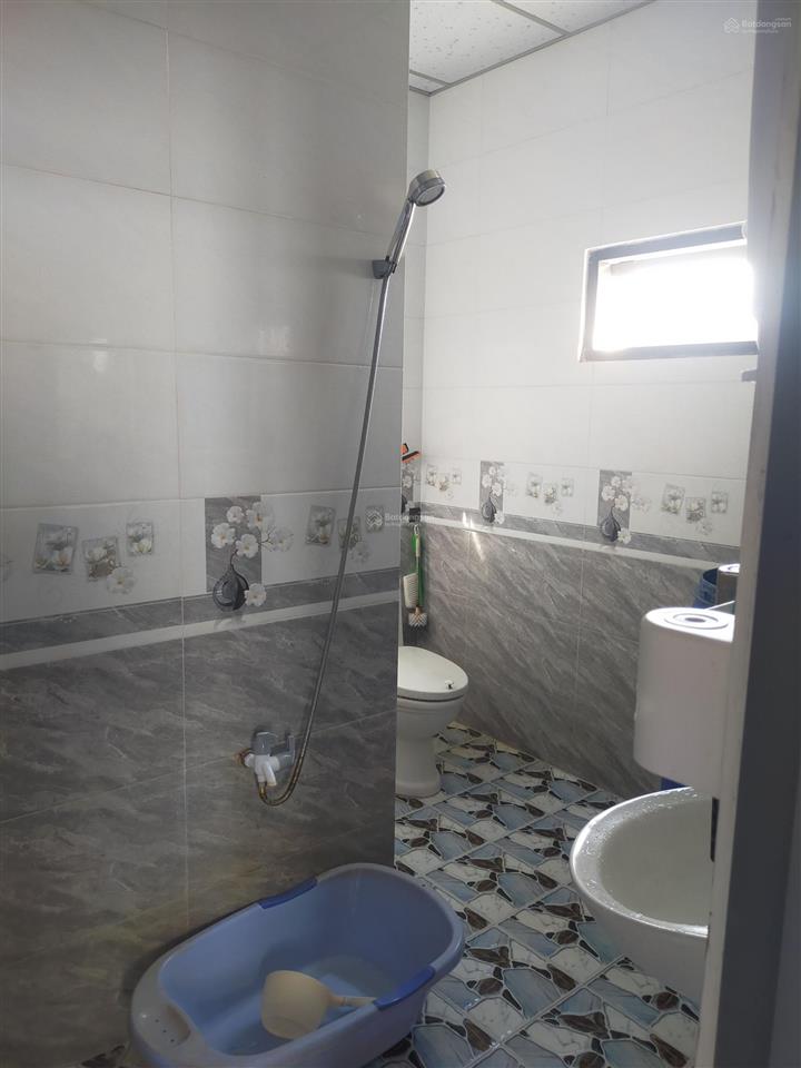 Bán nhà cấp 4 dt 7*34m mặt tiền kinh doanh tỉnh lộ 833, ấp thuận lợi, xã vàm cỏ, hướng tây nam