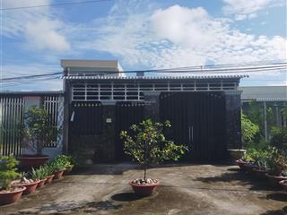 Bán nhà cấp 4 dt 7*34m mặt tiền kinh doanh tỉnh lộ 833, ấp thuận lợi, xã vàm cỏ, hướng tây nam