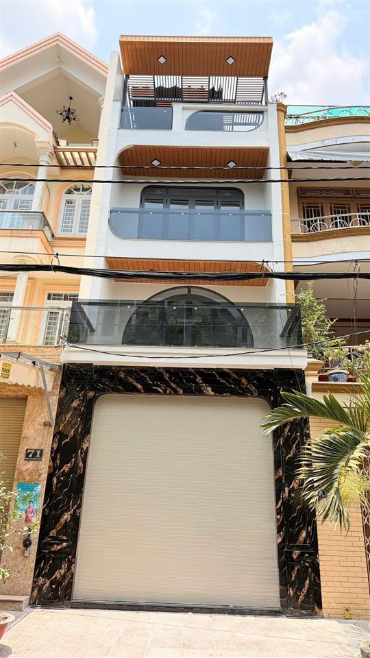 Bán nhà đẹp 3,5 lầu có thang máy, mặt tiền đường số 24 khu tên lửa, dt 4,5*20m