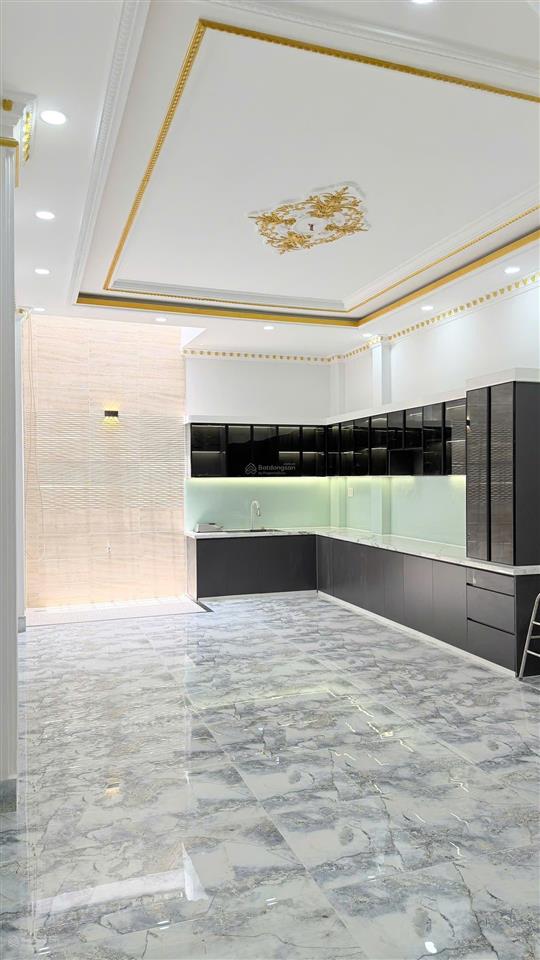 Bán nhà đẹp 3,5 lầu có thang máy, mặt tiền đường số 24 khu tên lửa, dt 4,5*20m