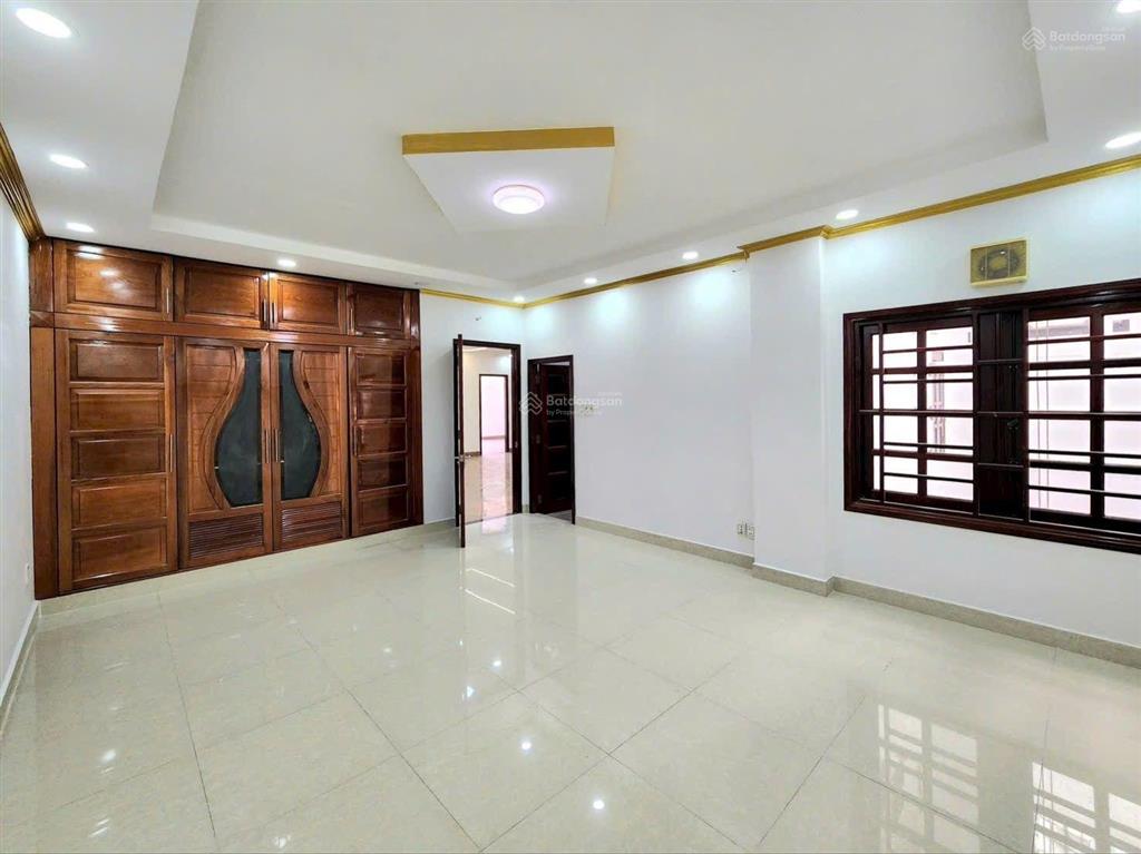 Cặp nhà 2 lầu giá rẻ bằng giá đất dt 12*20m mặt tiền đường số 3 khu tên lửa