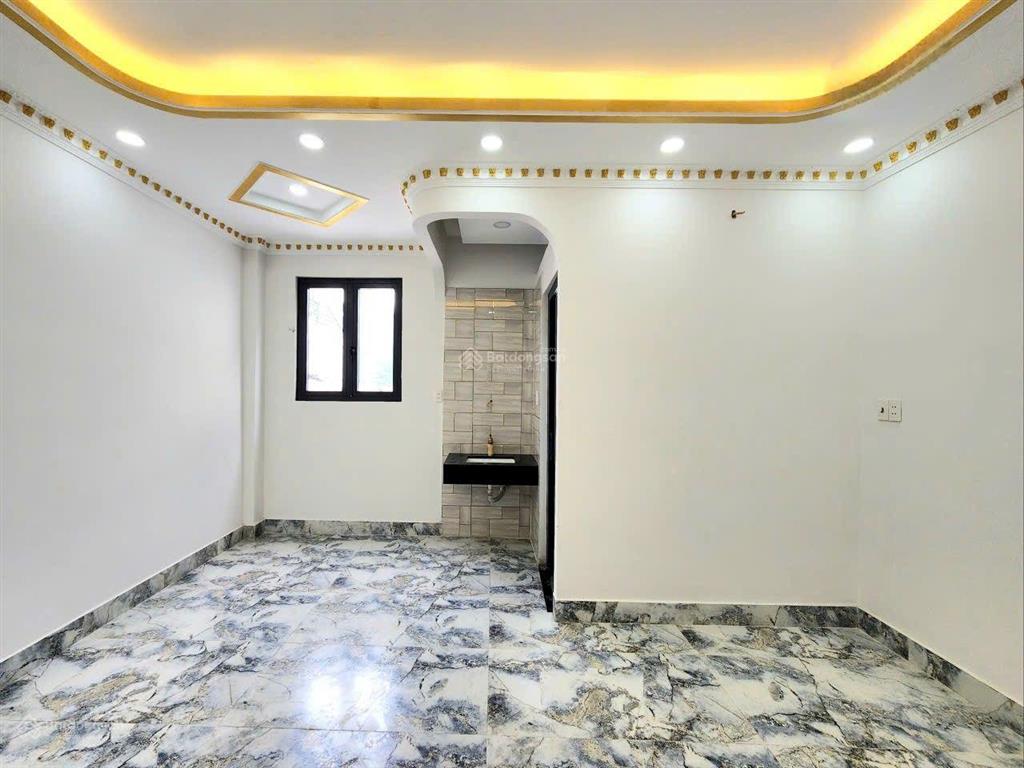 Bán nhà đẹp ở ngay số 114 đường số 7a khu dân cư tên lửa, dt 5*19m, có thang máy
