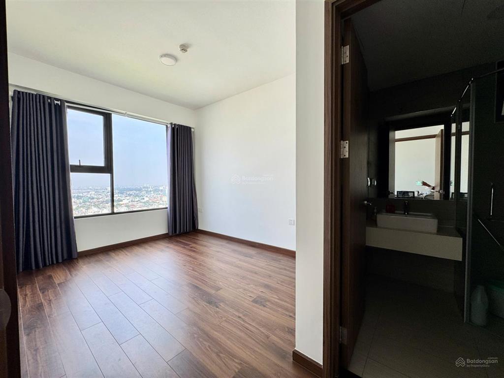 Căn hộ akari phase 2dt 80m2 (2pn, 2wc) 2 ban côngsổ hồng giá chỉ 4.6 tỷ,view q.1 cực đẹp