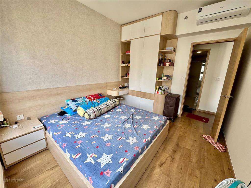 Cần bán nhanh căn hộ 2pn2wcblock akneo view hồ bơi chỉ 4,5tỷ block ak7 view ngoại khu giá 4.65 tỷ