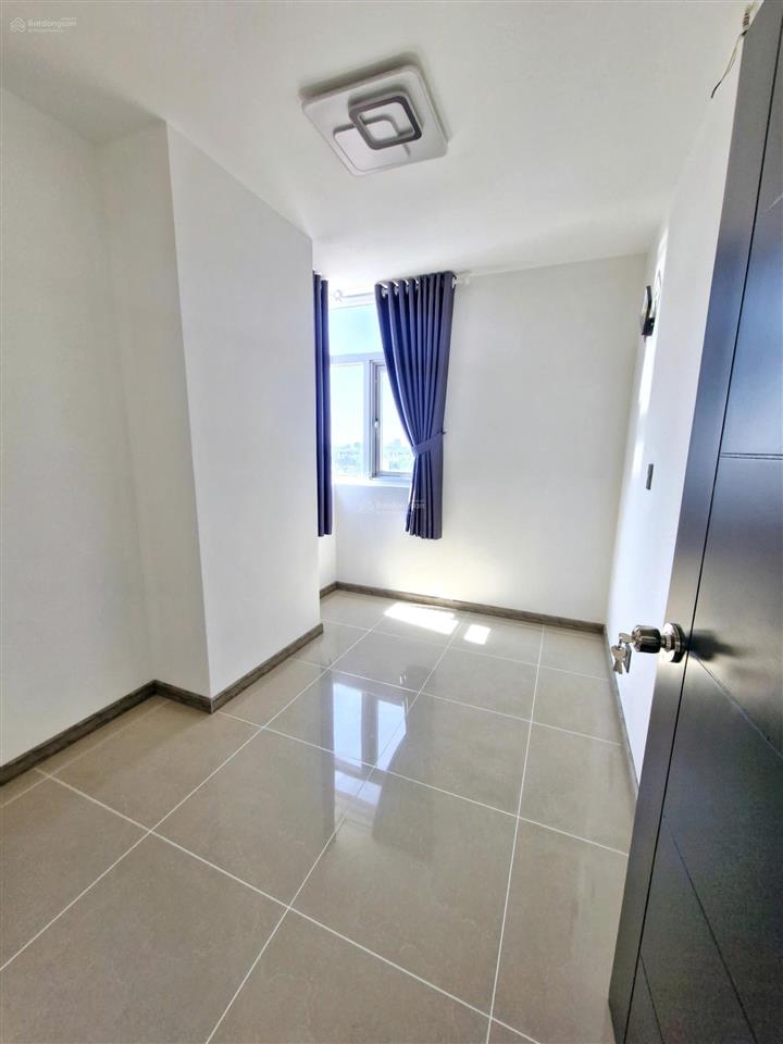 Căn góc 82m2(3pn,2wc)nhà mới đẹp như hình sổ hồng sẵn ngân hàng cho vay 70% giá 4.1 tỷ