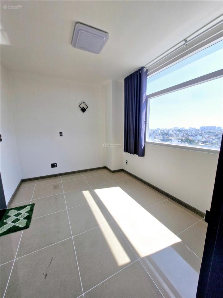 Căn góc 82m2(3pn,2wc)nhà mới đẹp như hình sổ hồng sẵn ngân hàng cho vay 70% giá 4.1 tỷ