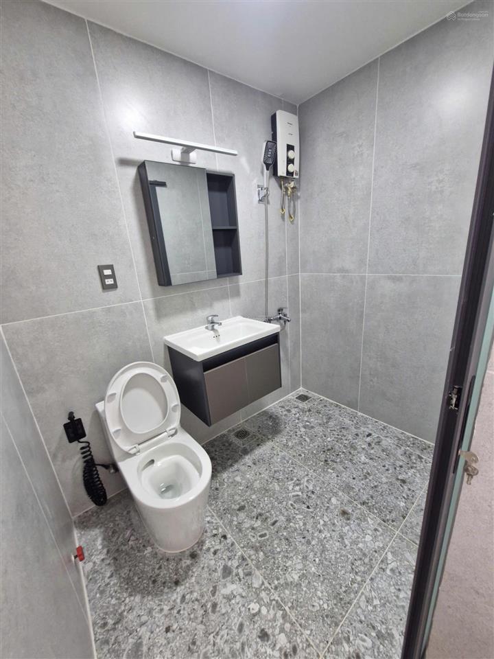 Căn góc 82m2(3pn,2wc)nhà mới đẹp như hình sổ hồng sẵn ngân hàng cho vay 70% giá 4.1 tỷ