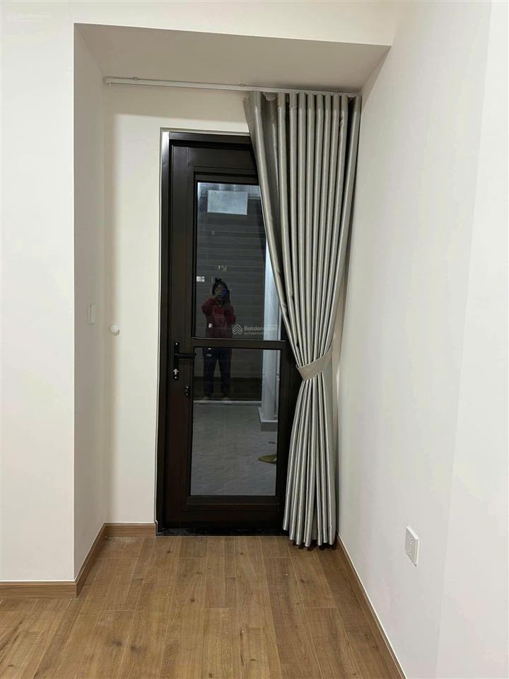 Cho thuê căn hộ akari phase 2block ak761m2(2pn,1wc)view hồ bơi giá chỉ 10 triệu/tháng