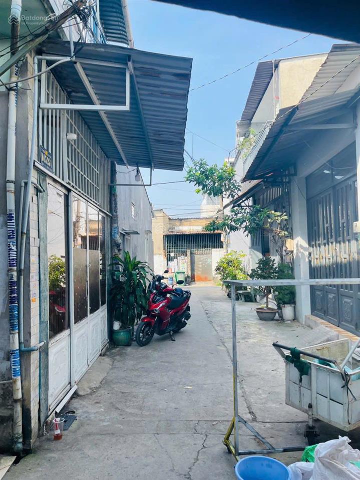 Bán nhà cấp 4 ccg nhà 2/ võ văn vân, đường thông, dân cư đông