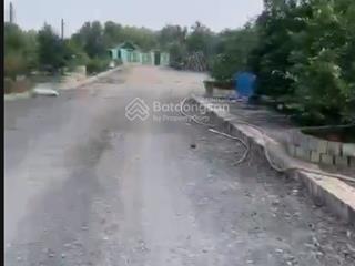 Cần bán đất trồng cây lâu năm xã tân nhựt, bình chánh. hai mặt tiền, diện tích lớn