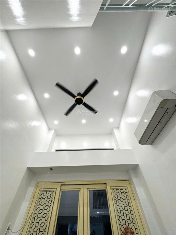 Bán nhà quận 4 giá 6,3 tỷ tl. xem nhà 0908 582 *** tuyển