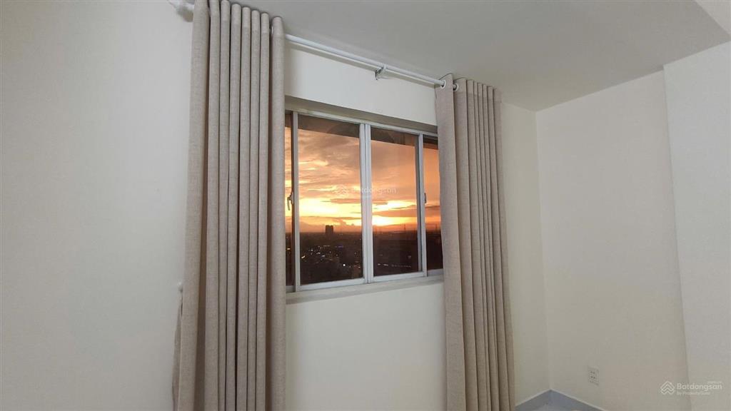 Lê thành block b, 3pn/120m2. giá 3 tỷ 6 tl xem nhà 0908 582 *** tuyền