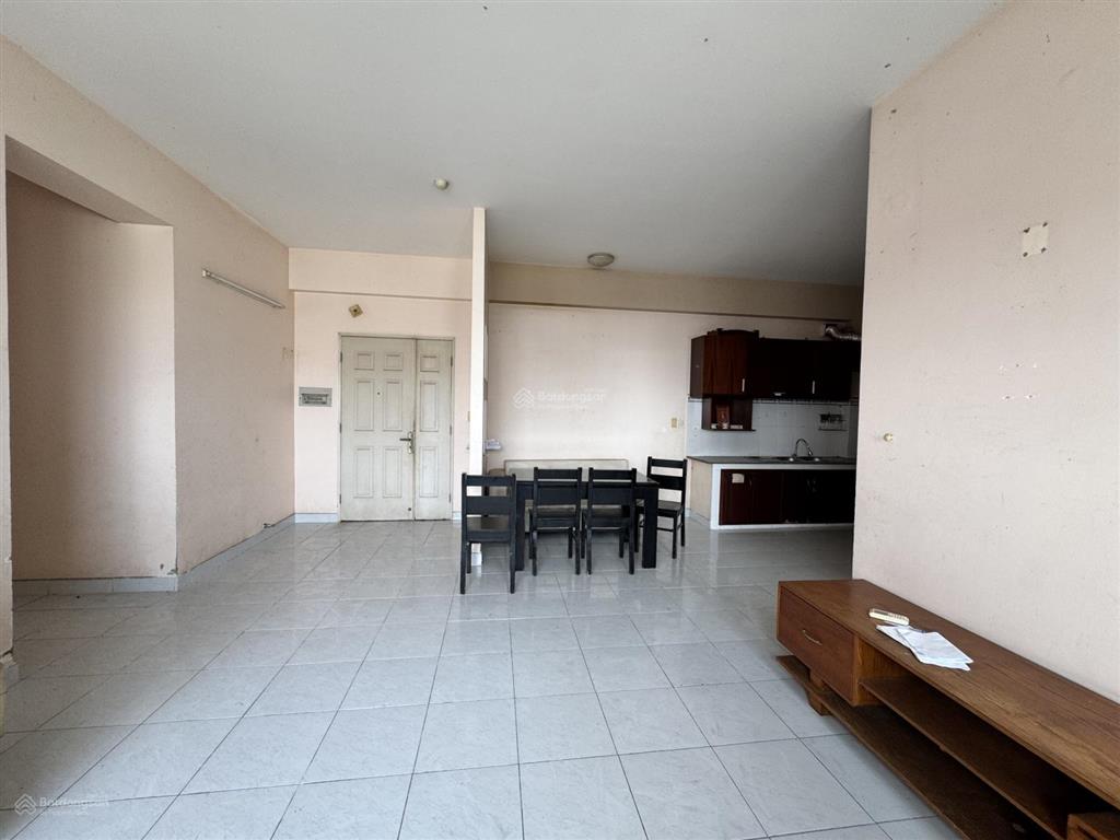 Lê thành block b, 3pn/120m2. giá 3 tỷ 6 tl xem nhà 0908 582 *** tuyền