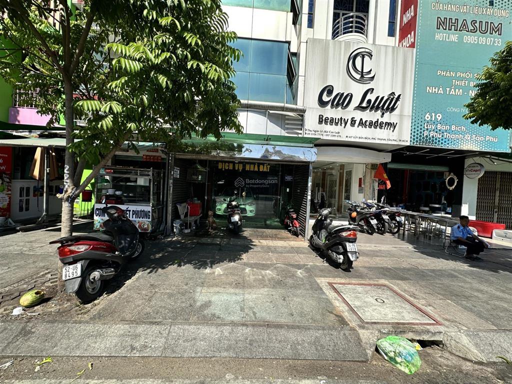 Mặt tiền kinh doanh, 4 tầng, ngang 4 x 30 m