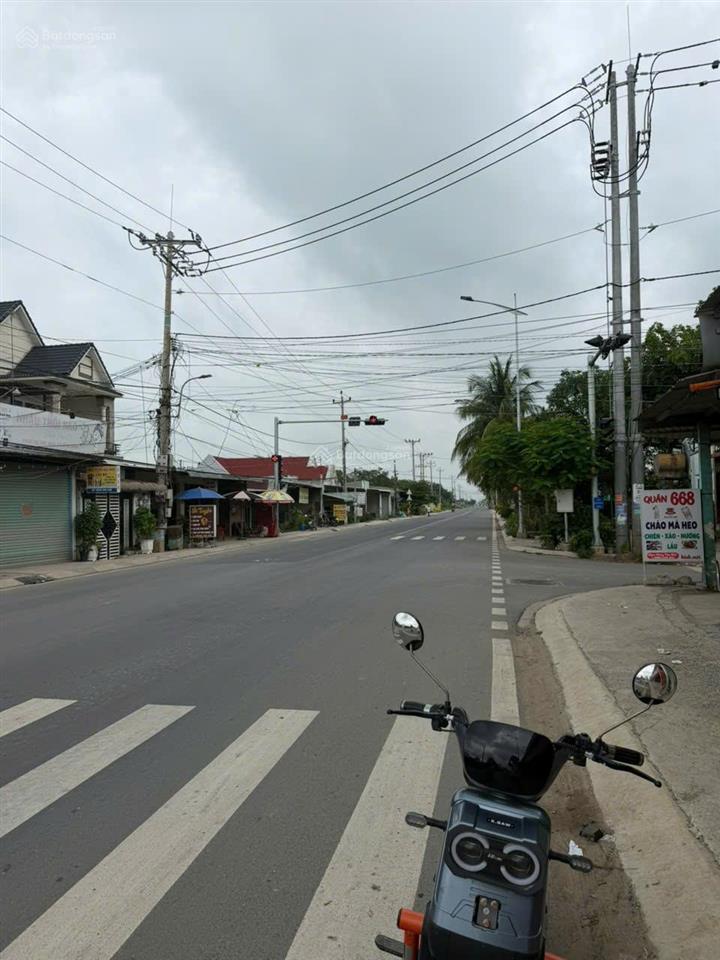 Nhà mặt tiền đường tỉnh 822, xã hiệp hòa, đức hòa, 368 m², ngang 9 m, ngay ngã ba la cua