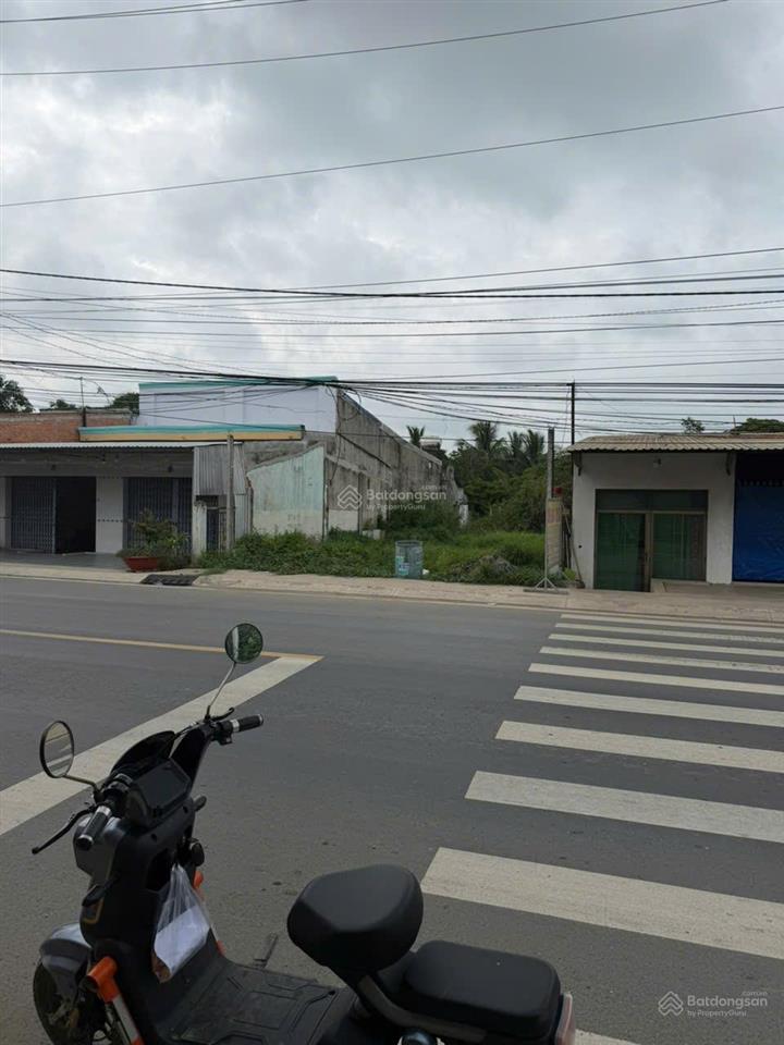 Nhà mặt tiền đường tỉnh 822, xã hiệp hòa, đức hòa, 368 m², ngang 9 m, ngay ngã ba la cua