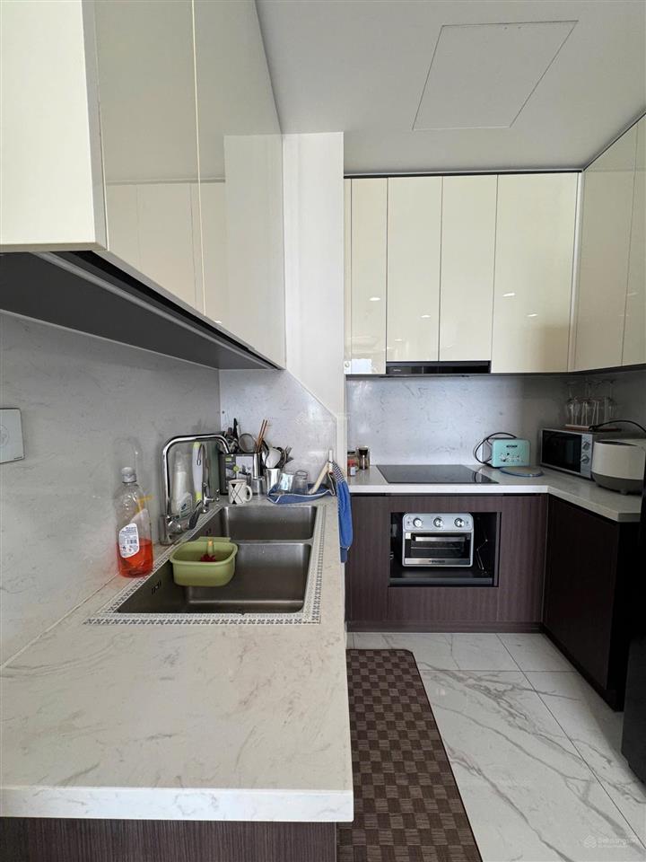 Bán cc sunshine sky city, giá tốt 4,9 tỷ, 85m2, 3pn, 2wc tại quận 7, dòng tiền cho thuê 18tr/thang