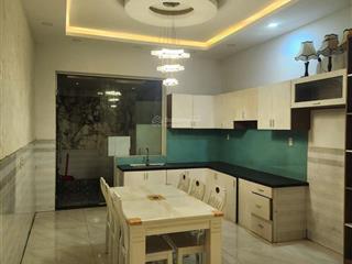 Cho thuê nhà phố 4 tầng đối diện cc belleza  lô b  phạm hữu lầu  20 triệu, 72 m2, có 6pn