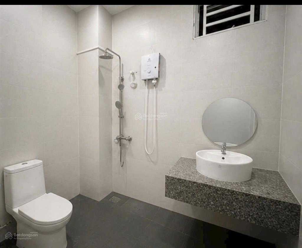Cho thuê nhà riêng hẻm ô tô tránh nhau tại 1135 huỳnh tấn phát, 12 triệu, 45m2, 2pn, 2wc, 3 tầng