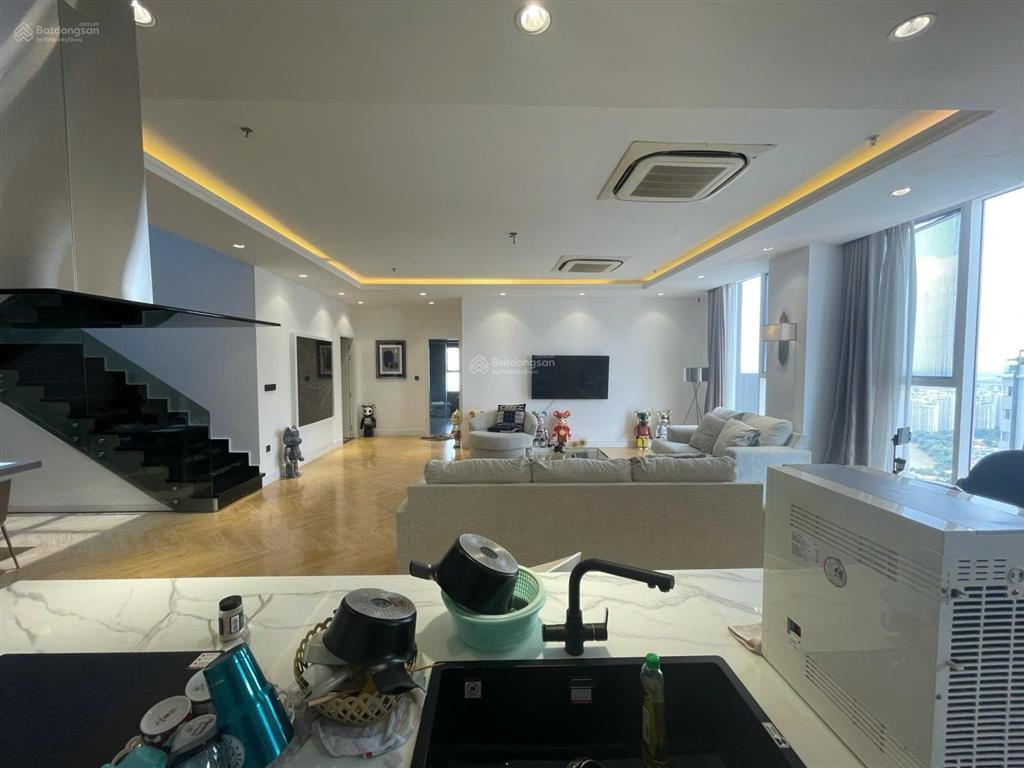 Bán penthouse có sân vườn sunrise city  lotte mart quận 7, 284m2 giá 19 tỷ, nội thất, 0936 889 ***
