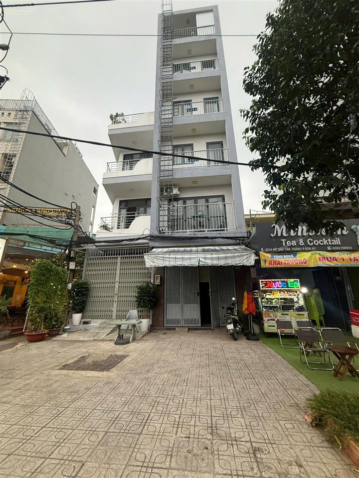 Tôi chính chủ cho thuê chdv 2 phòng ngủ, ban công sân golf aeon