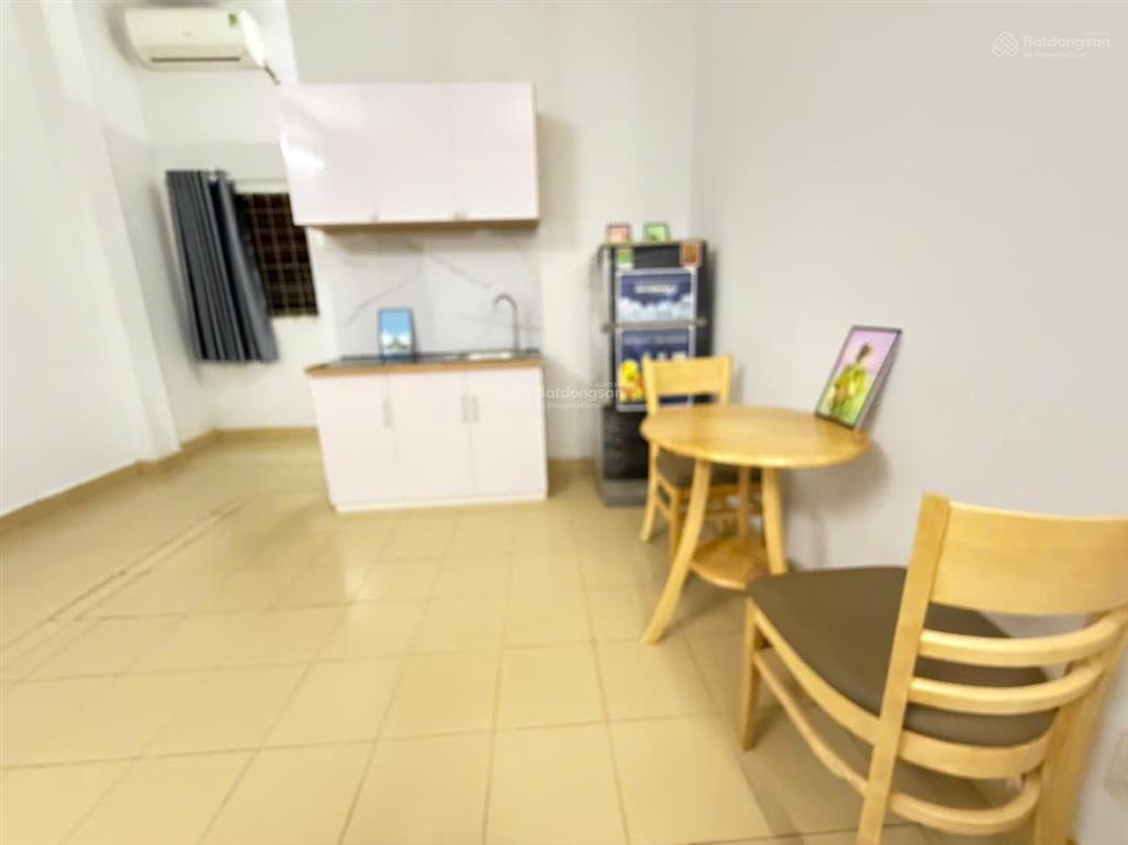 Tôi chính chủ cho thuê phòng rộng 32m2, nội thất đầy đủ ngay siêu thị aeon tân phú