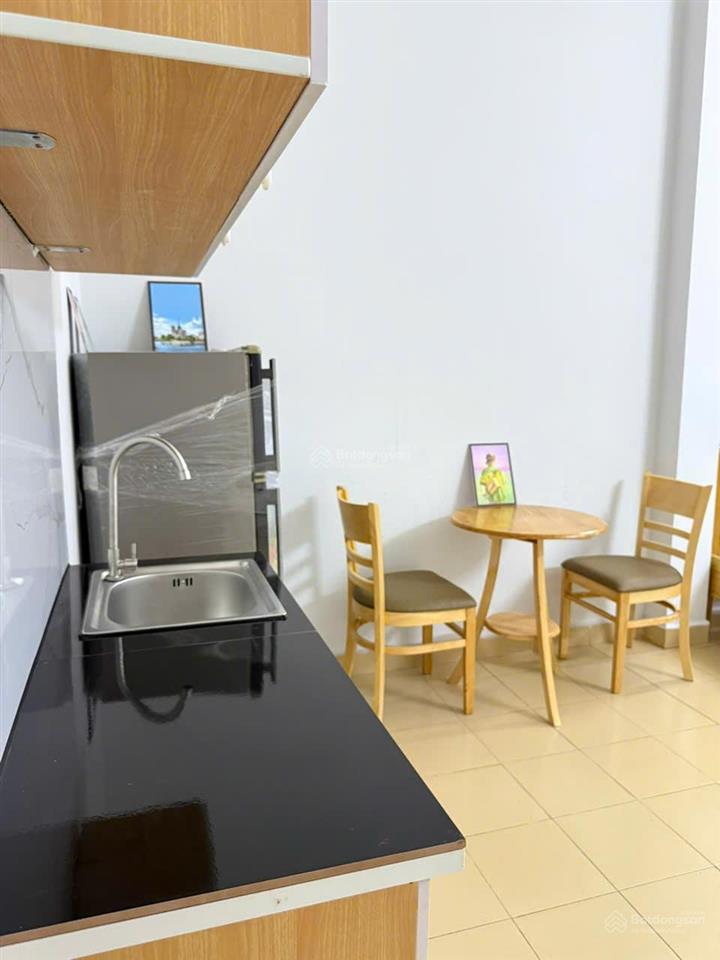 Tôi chính chủ cho thuê phòng rộng 32m2, nội thất đầy đủ ngay siêu thị aeon tân phú