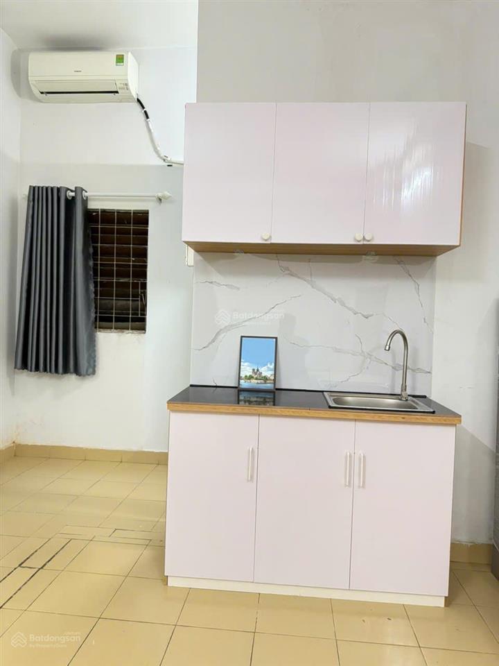 Tôi chính chủ cho thuê phòng rộng 32m2, nội thất đầy đủ ngay siêu thị aeon tân phú