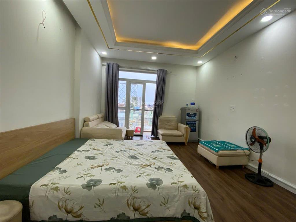 Tôi chính chủ cho thuê chdv 2 phòng ngủ ngay siêu thị aeon tân phú
