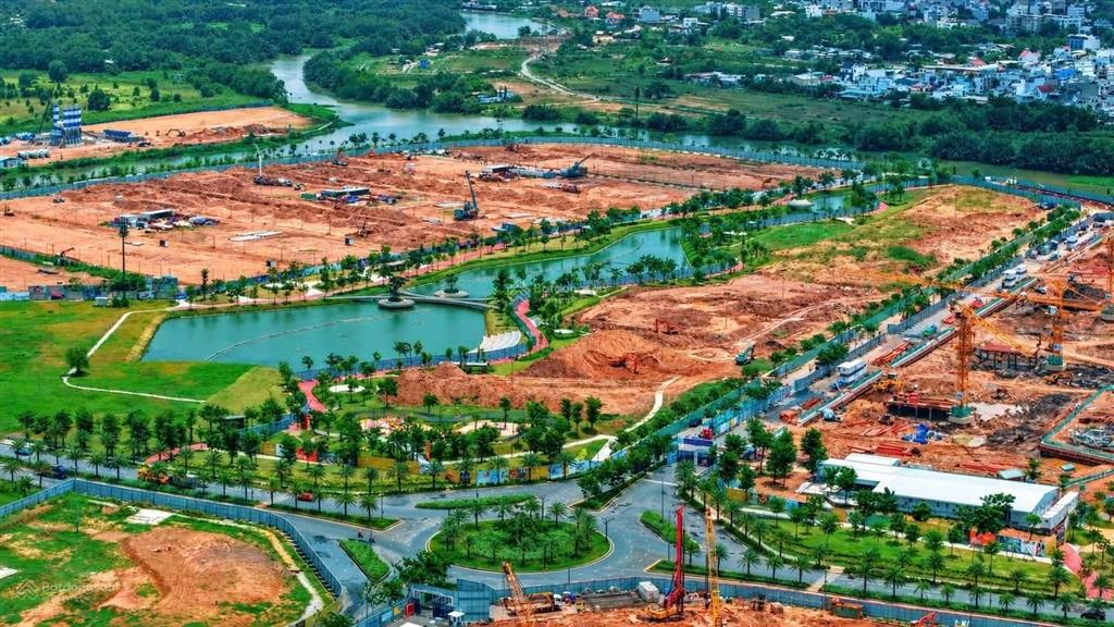 Mở bán căn hộ masteri cosmo central quận 2 ngay kênh đào nhạc nước, ck đến 16%.  0975 467 ***