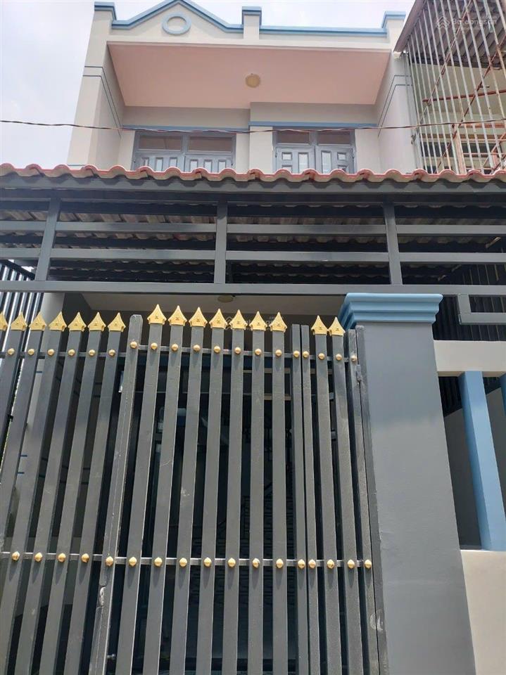 Bán nhà 2/ vĩnh lộc gần chợ ấp 5 vĩnh lộc b bình chánh 1 lầu 4x13,5m 2pn 1 tỷ 890tr shcc