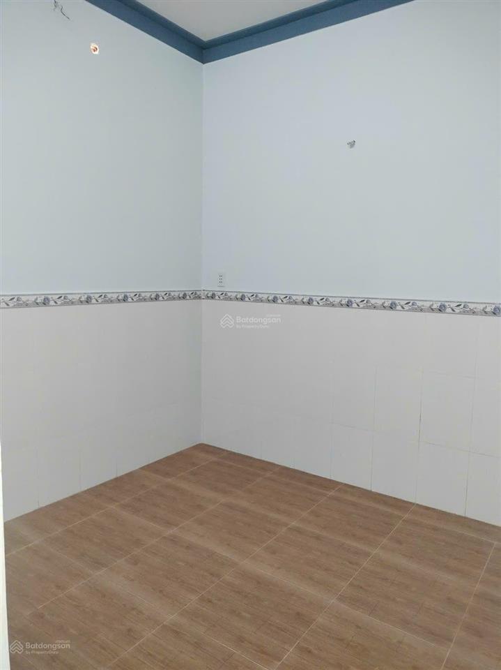 Bán nhà 2/ vĩnh lộc gần chợ ấp 5 vĩnh lộc b bình chánh 1 lầu 4x13,5m 2pn 1 tỷ 890tr shcc