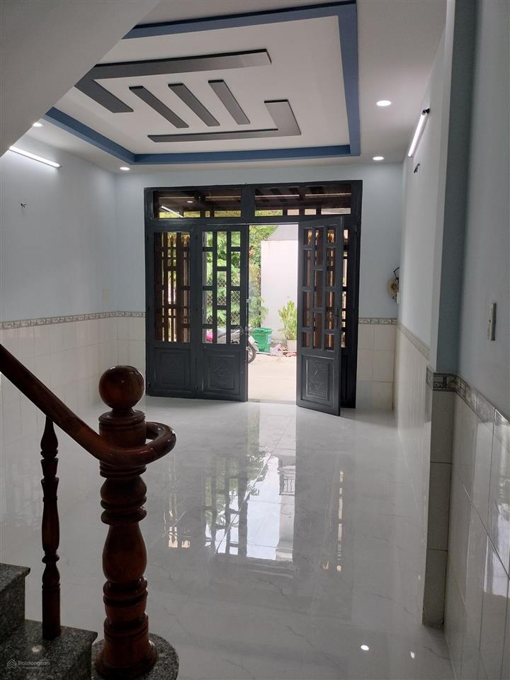 Bán nhà 2/ vĩnh lộc ấp 4 vĩnh lộc b ngay ngã 5 4x10m 1 lầu 2pn hẻm 5m thông 1 tỷ 950tr shcc