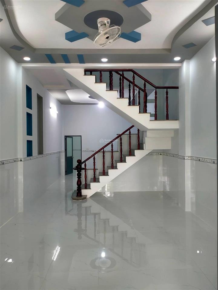 Bán nhà 3/liên ấp 26 vĩnh lộc a bình chánh 1 lầu 4x15m 3pn 2 tỷ 180tr shcc