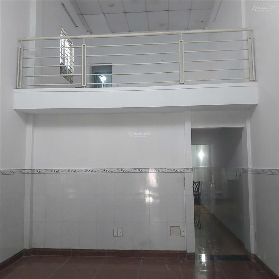 Cho thuê nhà 2/ cây cám, vĩnh lộc b, 4x16m, 2pn, 6tr/ tháng
