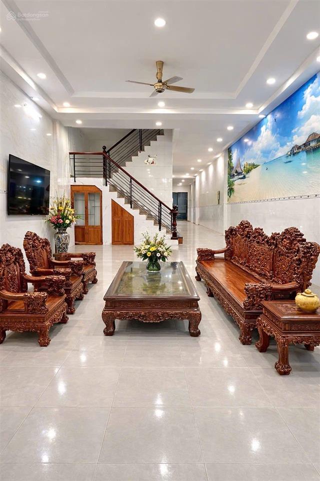 Nhà 3 tầng gần lê trọng tấn, 5x18m, 4pn, giá 6,98 tỷ giảm mạnh