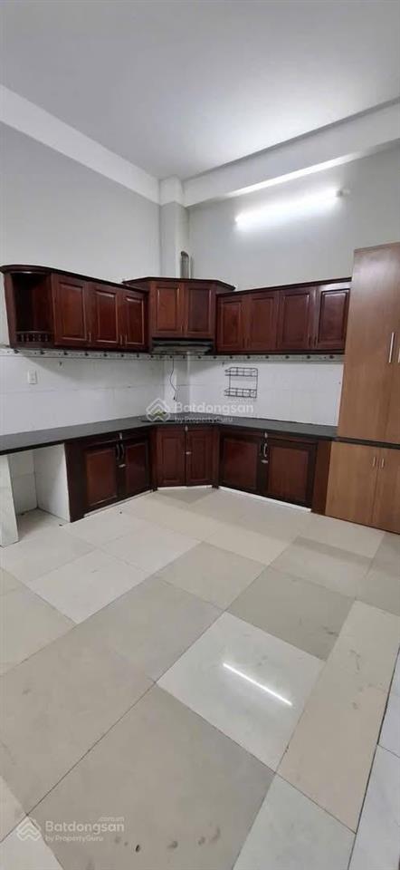 Nhà 3 tầng gần lê trọng tấn, 5x18m, 4pn, giá 6,98 tỷ giảm mạnh