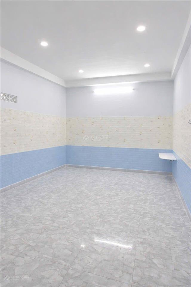 Nhà 3 tầng gần lê trọng tấn, 5x18m, 4pn, giá 6,98 tỷ giảm mạnh