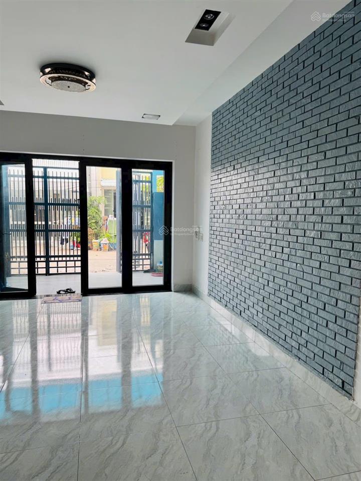Nhà 60m2, 3 lầu, hẻm 7m, chỉ 5,69 tỷ