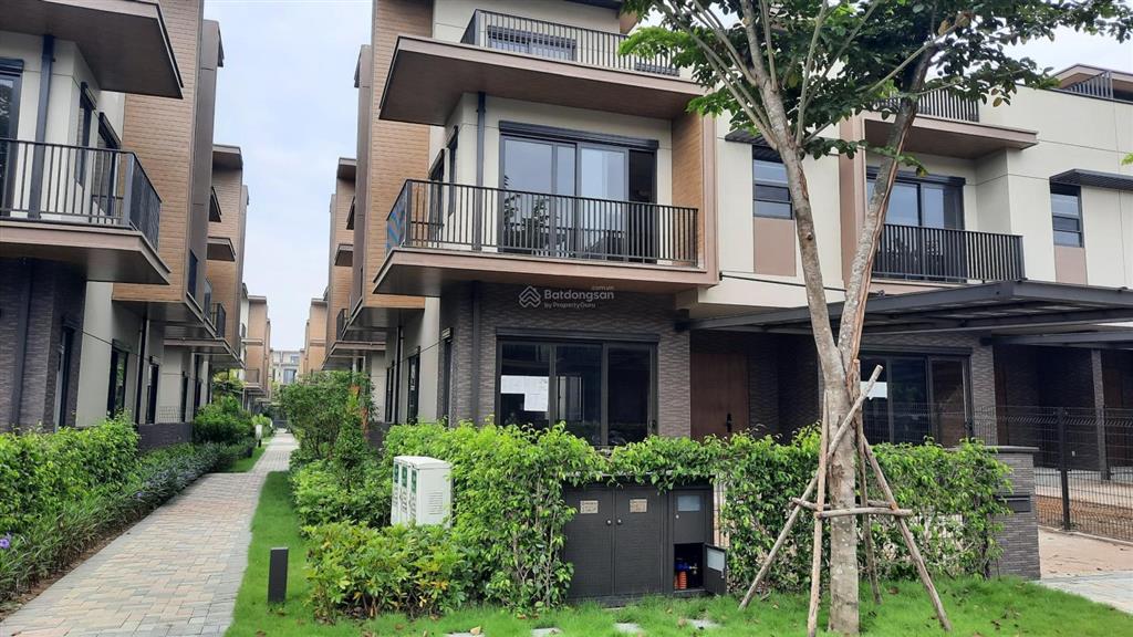 Nhà phố izumi city giai đoạn 1 đã có sổ hồng  6x18,5m  công chứng ngay, liền kề cầu đồng nai 2
