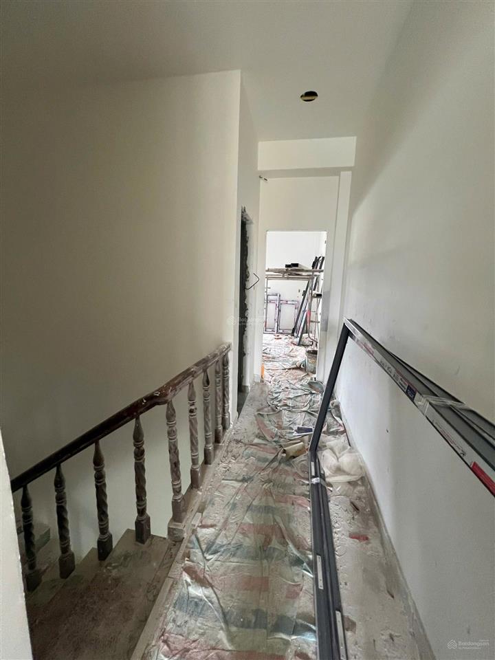 Cho thuê nhà mặt tiền đường số 1 kdc nam hùng vương