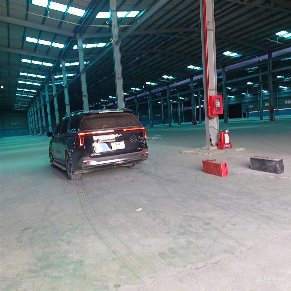 Cần cho thuê kho xưởng 1600m2, 65000/m2 bến lức long an