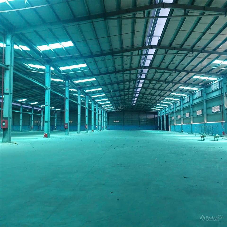 Cần cho thuê kho xưởng 1600m2, 65000/m2 bến lức long an